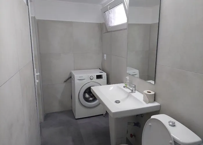 Casa Adelina Costinesti